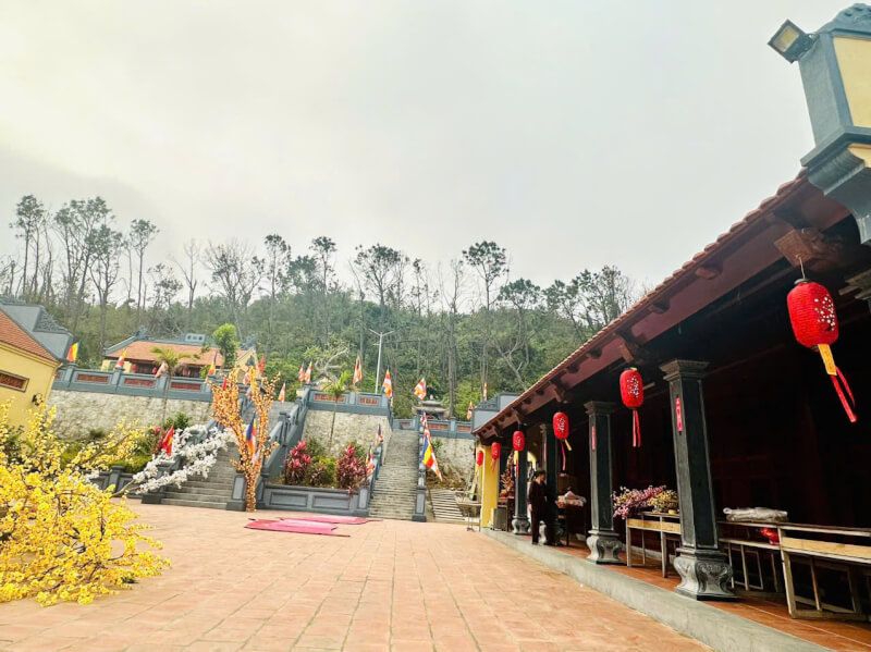 찬티엔 탑 축제
