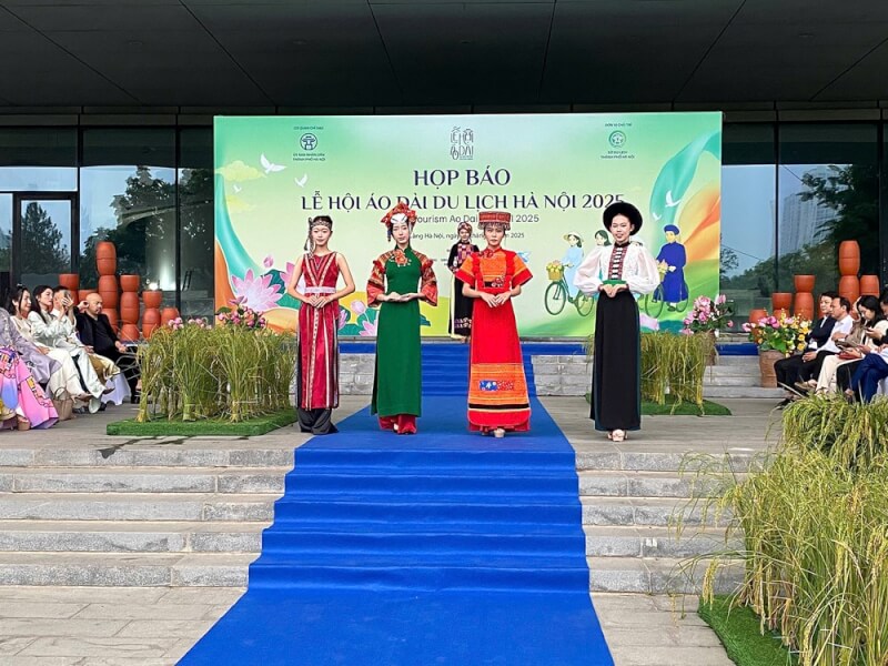 ハノイ観光アオザイフェスティバル 2025