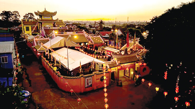 オンパゴダフェスティバル（タートプー古代寺院）