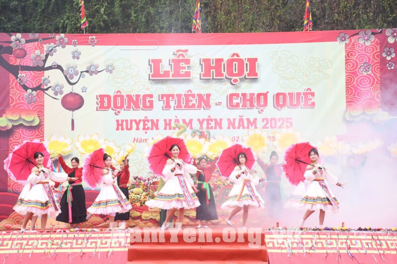 Dong Tien 축제 - Ham Yen 시골 시장