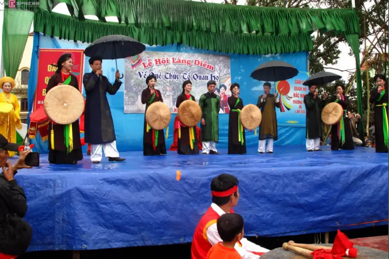 Diem village festival