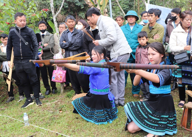 Gau Tao 축제(Grauk Taox Cha)