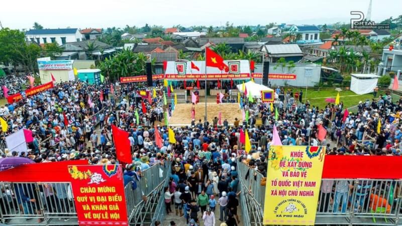 Lễ hội vật làng Sình