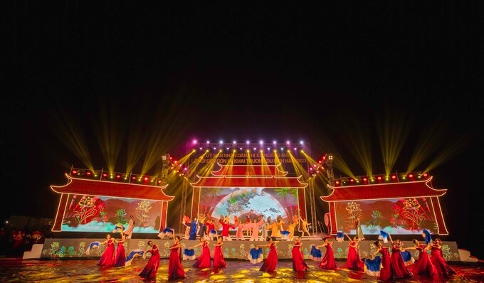 Lễ hội đền Cờn