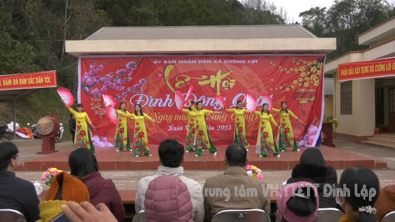 ドンクワット共同住宅祭り