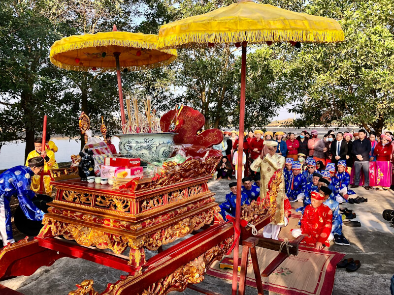 Van Ninh communal house festival