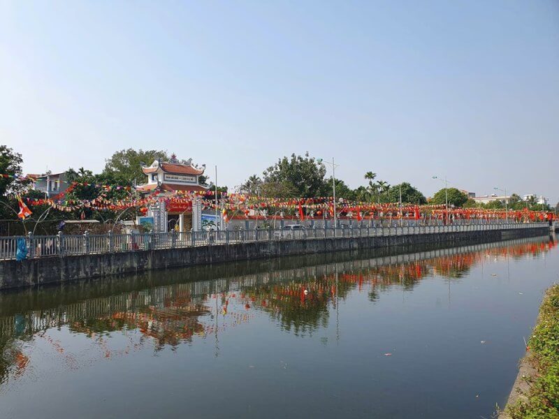 Traditional festival of Ha Mo village