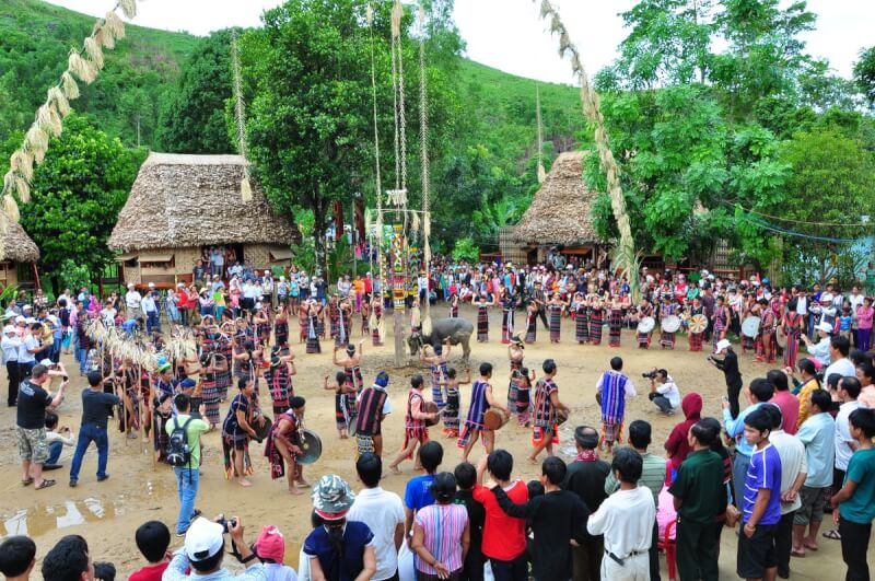 오늘의 소수민족의 들판 축제