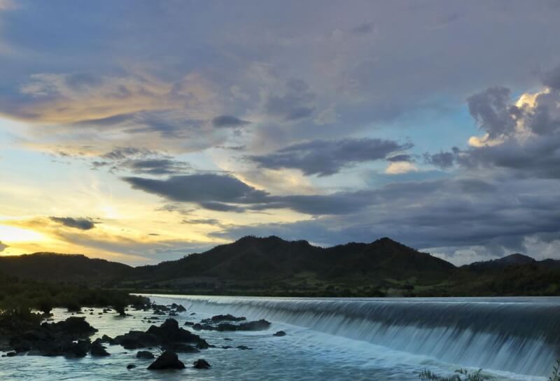 ドンカムダム祭り