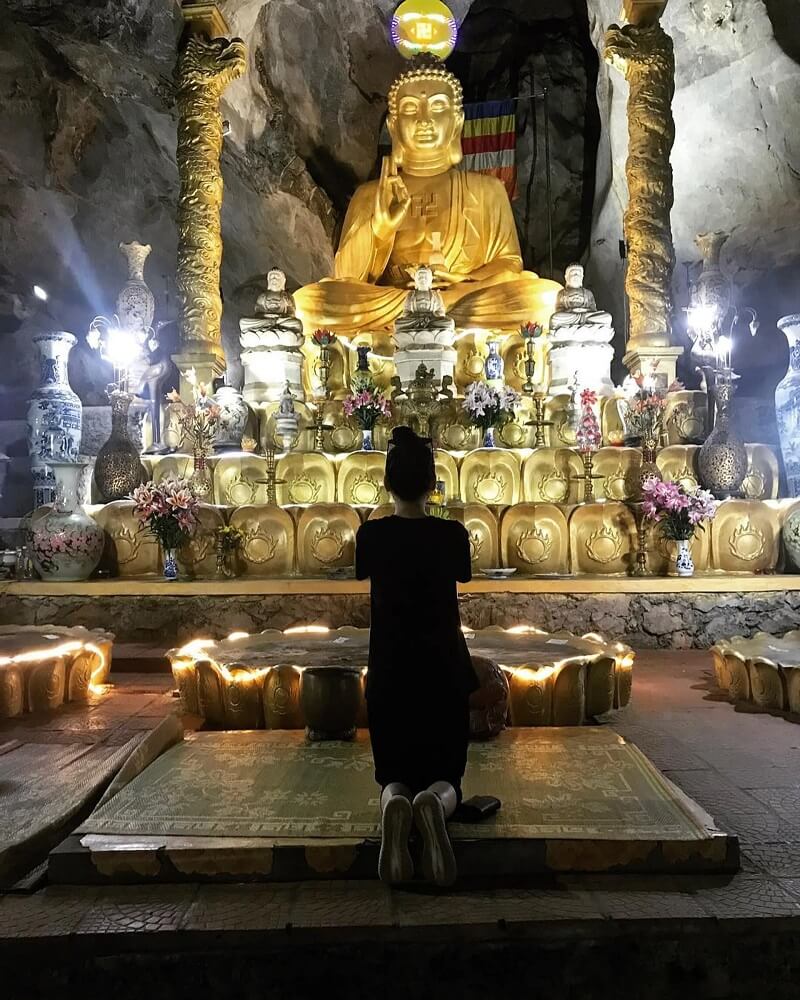 Lễ hội đền Chúa Thác Bờ