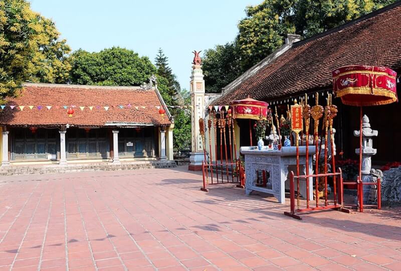 Association worshiping the Water God