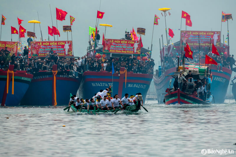 Lễ hội đền Cờn