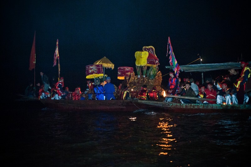 Van Vy fishing village festival