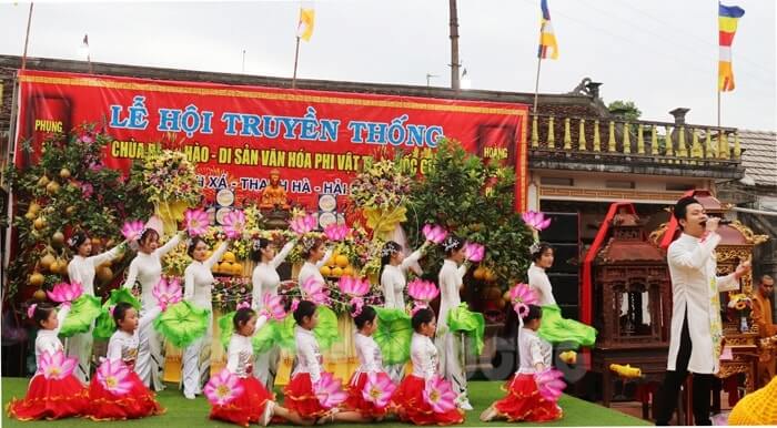 Lễ hội chùa Bạch Hào