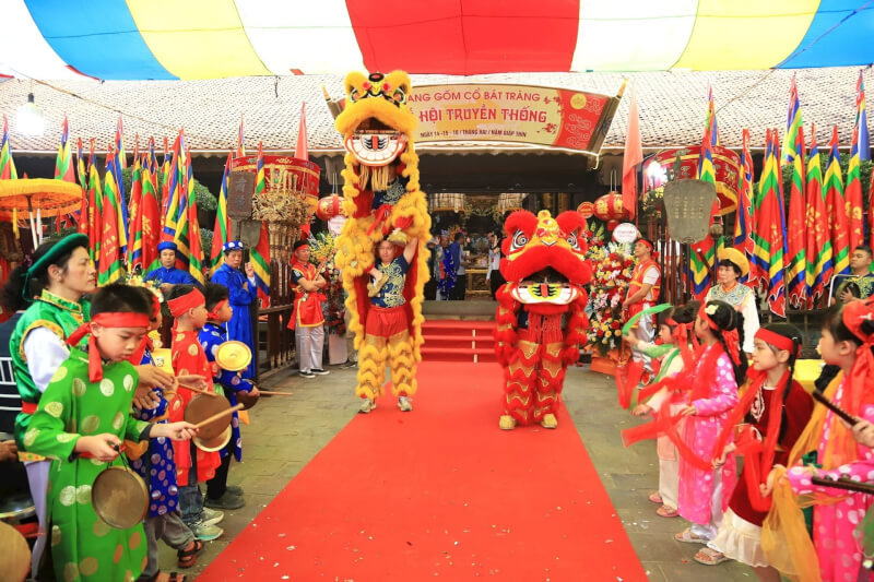 バッチャン村の祭り