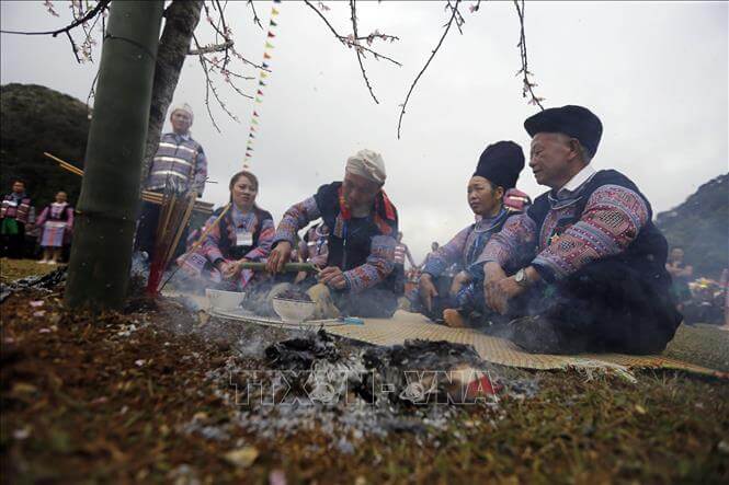 Lễ hội Gầu Tào