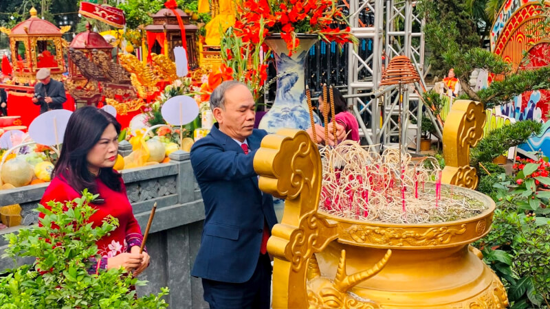 传统寺庙节 - Ba Tam Pagoda