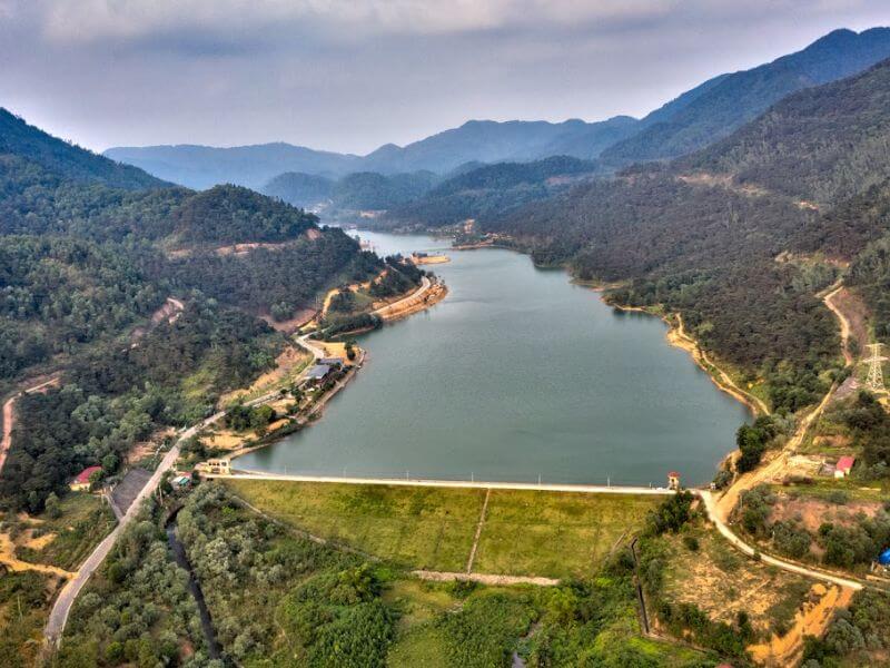 Dong Do Lake