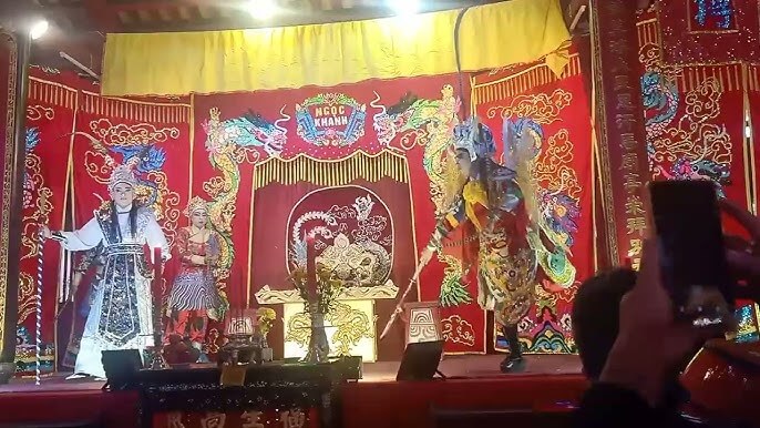 Lễ Hội làng Rèn Tây Phương Danh