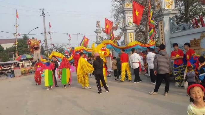 미엥하마을 축제