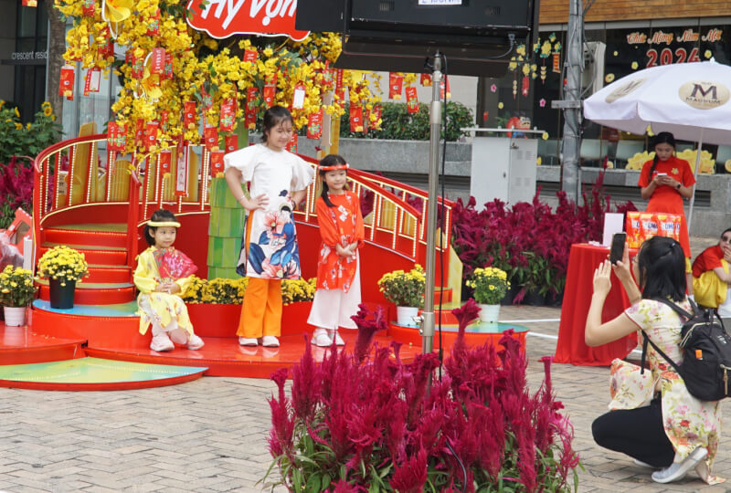 Lễ hội hoa Tết '4 miền' tại TP Hồ Chí Minh