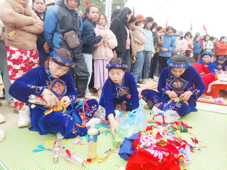 Lễ hội đền Thắm