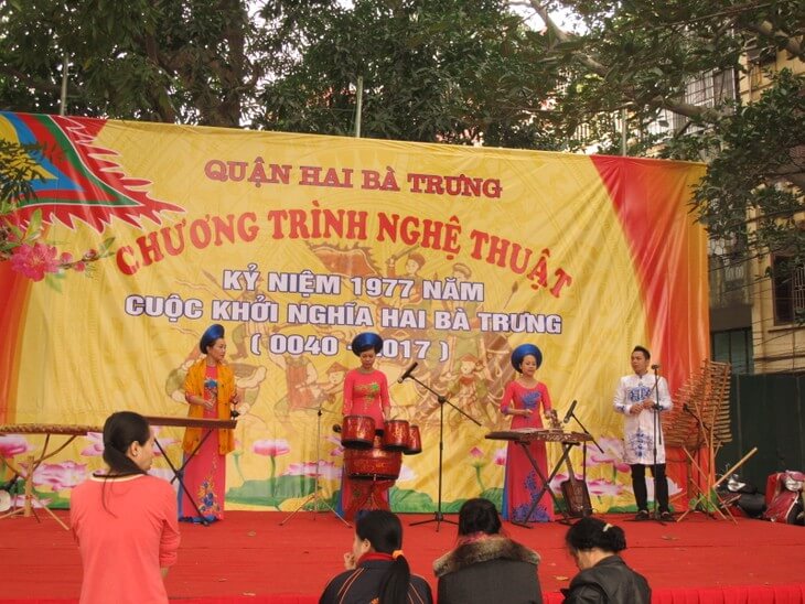 Dong Nhan temple festival