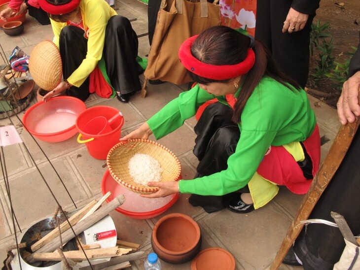 Dong Nhan temple festival