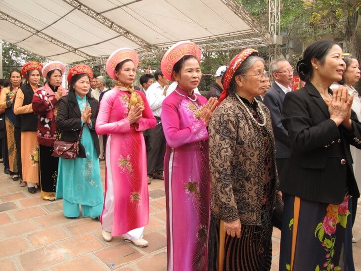 Dong Nhan temple festival
