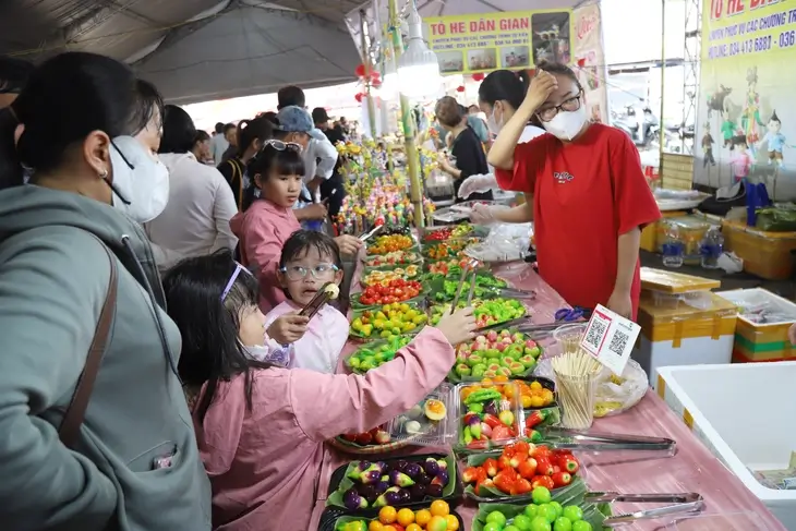 Hung King's death anniversary in 2026 and the 13th Southern Folk Cake Festival