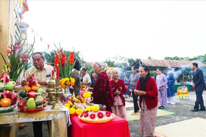 Lễ hội Cầu Bông