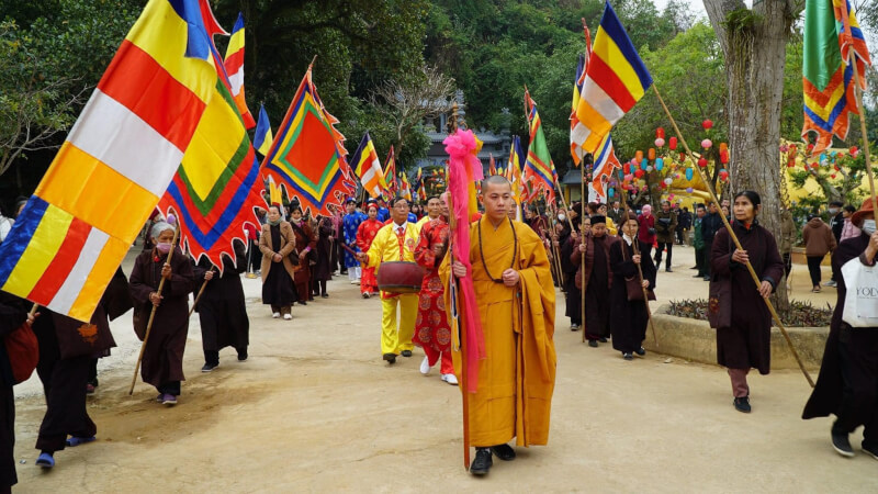 Lễ hội chùa Hương Nghiêm