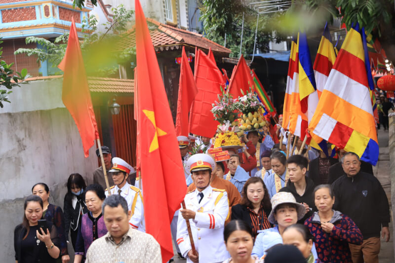 Mau Dao Nuong Temple Festival