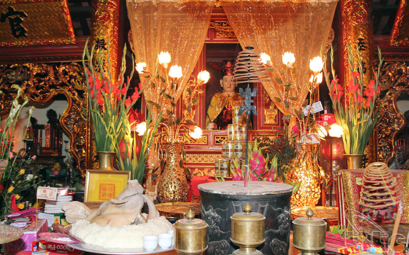 Lễ hội đền Voi Phục