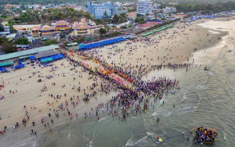 Lễ hội Dinh Cô Long Hải