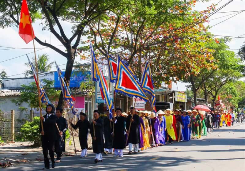 Lễ hội đình làng Túy Loan