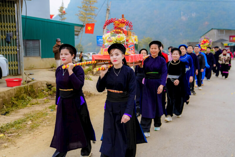 Sung Phuc Pagoda Festival