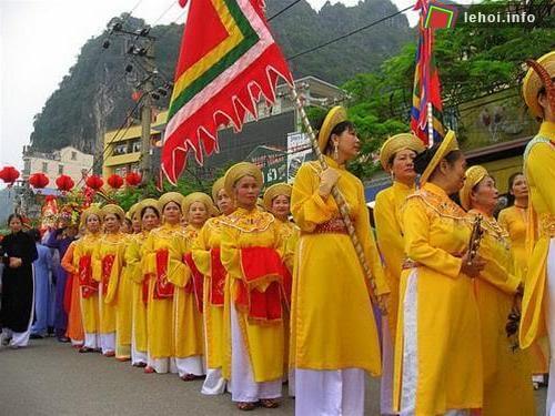 Lễ hội đền thờ Đức Ông