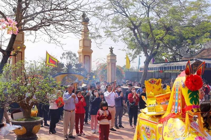 LỄ HỘI ĐỀN HOÀNG MƯỜI