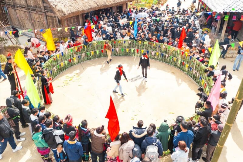 Xoe와 Tet 댄스 페스티벌