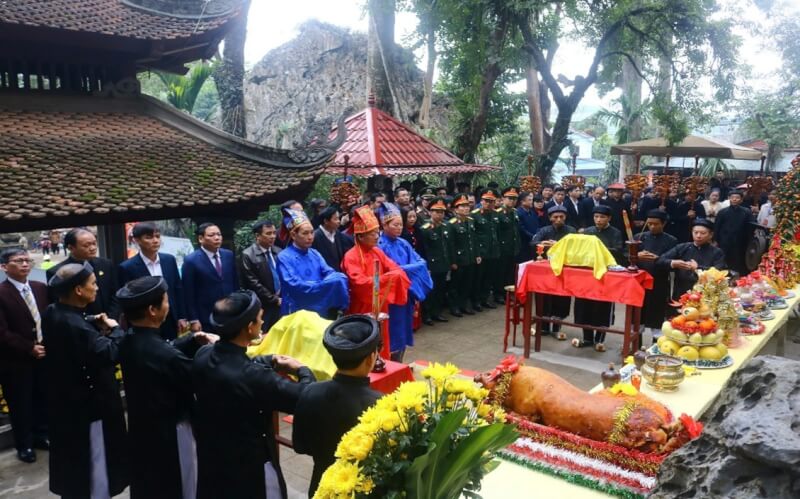 Lễ Hội Đền Đuổm