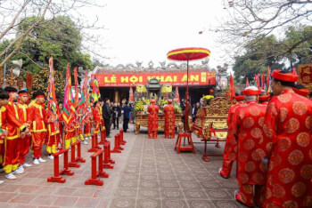 トラン寺院の封印開き祭り