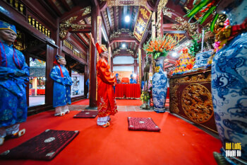 Association worshiping the Water God