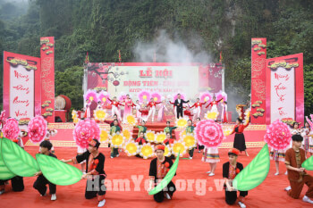 Dong Tien 축제 - Ham Yen 시골 시장