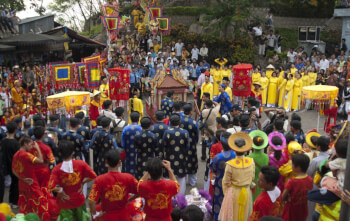 Ky Yen Festival in Binh Thuy Communal House