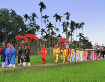 Lễ hội đình làng Túy Loan