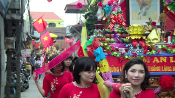 Traditional festival of Ha Mo village