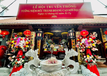 Traditional festival of Due Tu pagoda