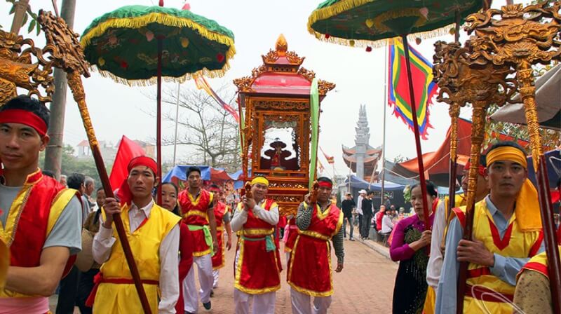 Lễ hội làng Sủi