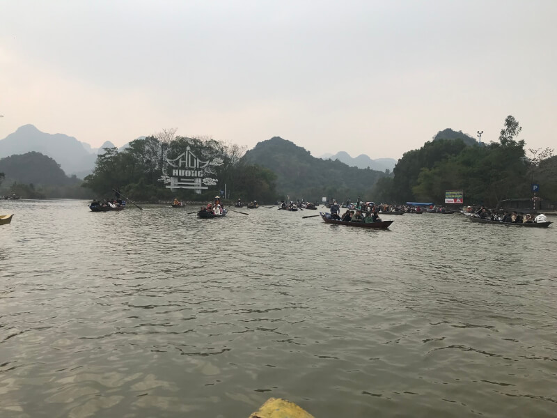 Lễ hội chùa Hương